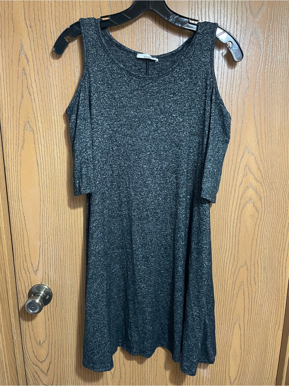 Acemi Charcoal Gray Cold-Shoulder Midi Dress